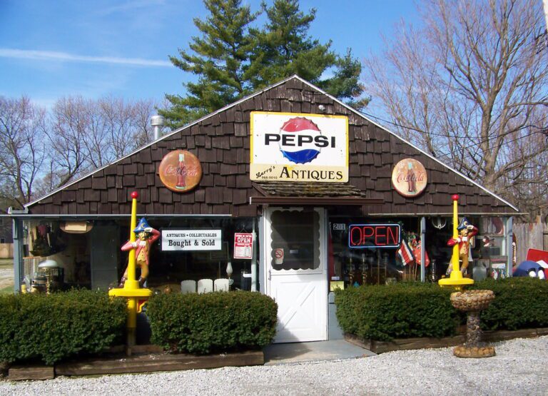 Larry’s Antiques