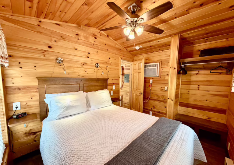 Deluxe Cabin